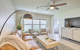 Walkable Florida Duplex 2 Blocks To Cocoa Beach!